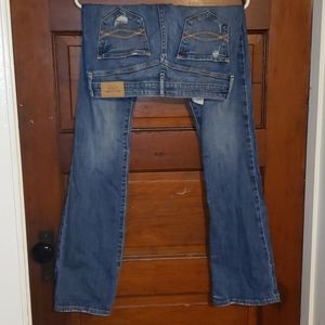 Abercrombie & Fitch light blue demin jeans